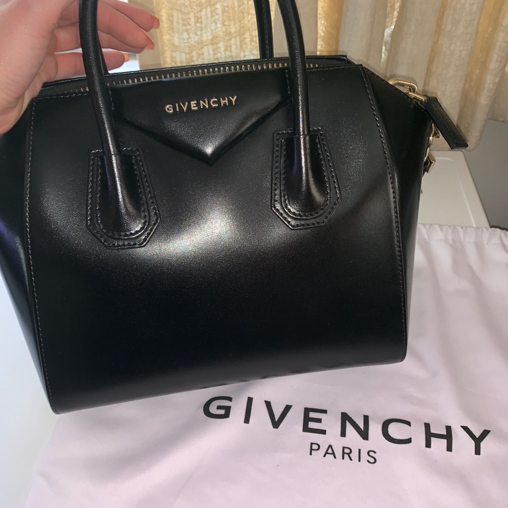 Givenchy Antigona